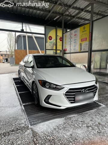 Hyundai Elantra VI (AD) 2.0 AT