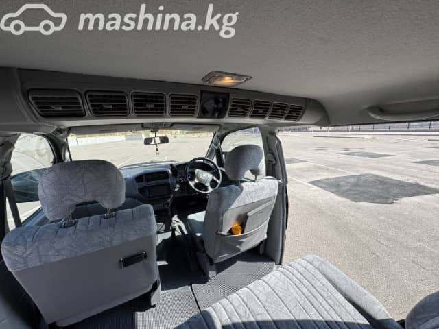 Mitsubishi Delica IV 3.0 AT 4WD