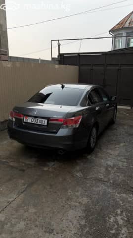 Honda Accord VIII Рестайлинг 2.4 AT
