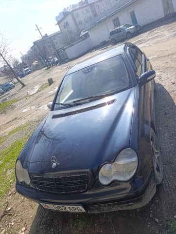 Mercedes-Benz C-Класс II (W203) 180 2.0 AT