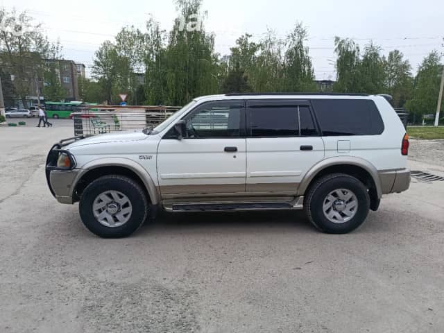 Mitsubishi Montero Sport I 3.0 AT