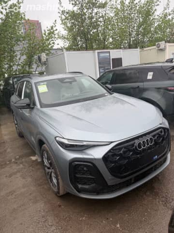 Audi Q5 III 40 TFSI 2.0 AMT 4WD