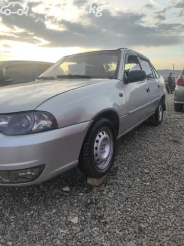 Daewoo Nexia I Рестайлинг 1.5 MT