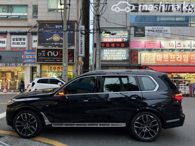 BMW X7 I (G07) Рестайлинг 40i 3.0 AT 4WD
