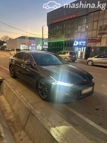 Kia K5 III 1.6 AT