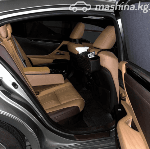 Lexus ES VII 300h 2.5hyb CVT