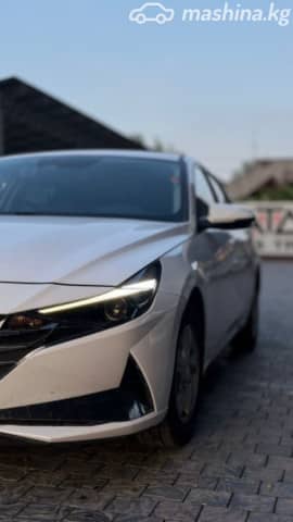 Hyundai Avante VII 1.6 AT