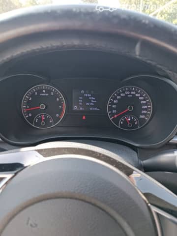 Kia K5 II 2.0 AT