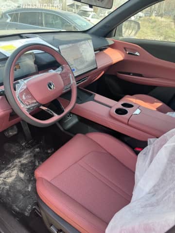Changan UNI-Z 1.5 AMT