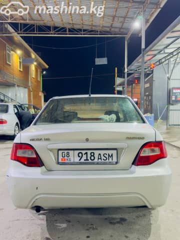Daewoo Nexia I Рестайлинг 1.5 MT
