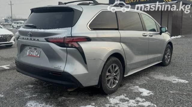 Toyota Sienna IV 2.5hyb AT 4WD