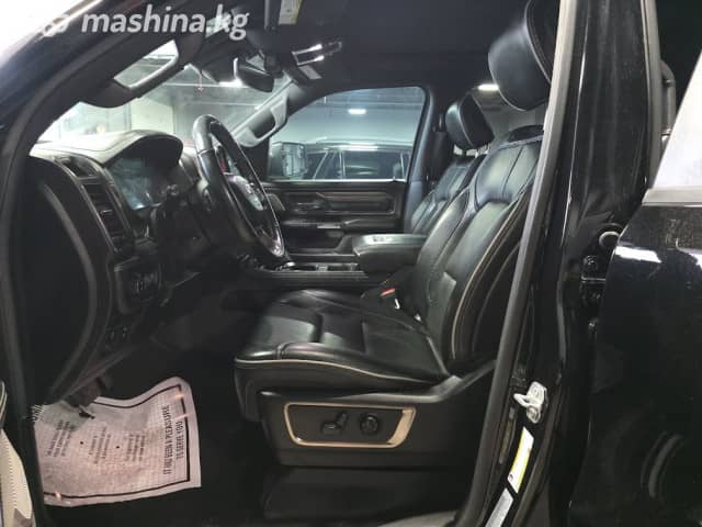 RAM 1500 V Quad Cab 5.7 AT 4WD