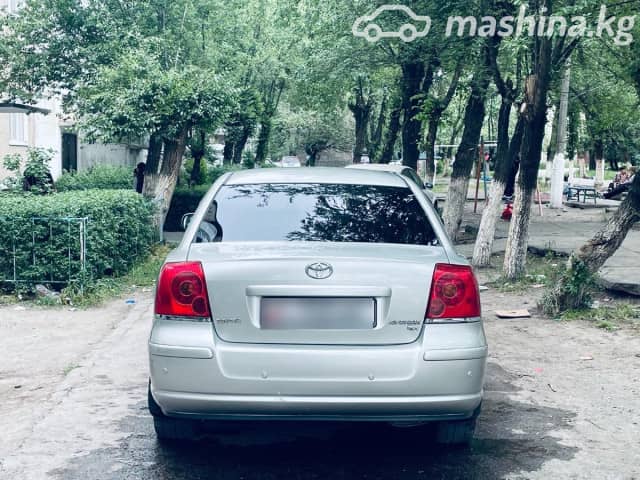 Toyota Avensis II 1.8 MT