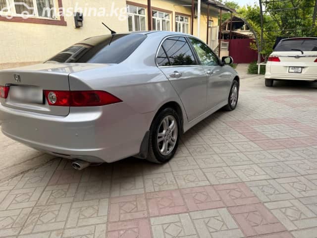 Honda Accord VII Рестайлинг 2.0 MT