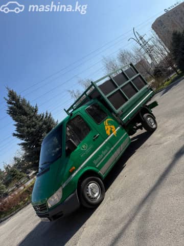 Mercedes-Benz Бортовой (4х2)