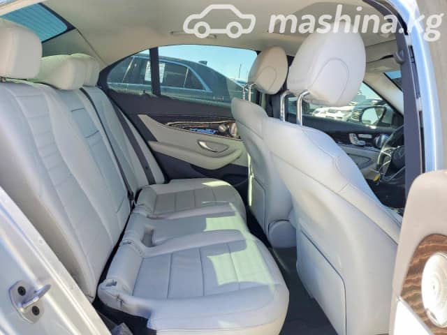 Mercedes-Benz E-Класс V (W213, S213, C238) Рестайлинг 300 2.0 AT