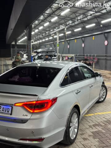 Hyundai Sonata VII (LF) LPi 2.0 AT