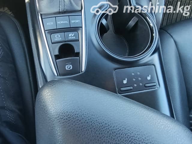 Toyota Camry VIII (XV70) 2.5hyb CVT