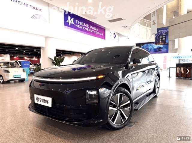 LiXiang L6 1.5hyb AT 4WD