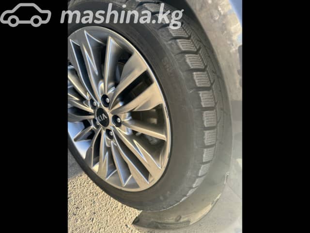 Kia K5 II 2.0 AT