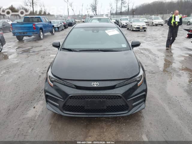 Toyota Corolla XII (E210) 2.0 CVT