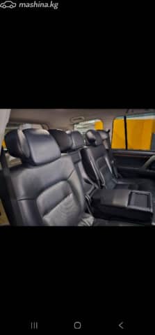 Toyota Land Cruiser 200 Series Рестайлинг 2 4.0 AT 4WD