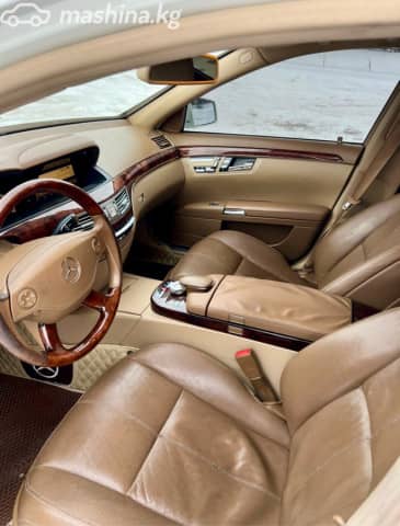 Mercedes-Benz S-Класс V (W221) 550 5.5 AT 4WD