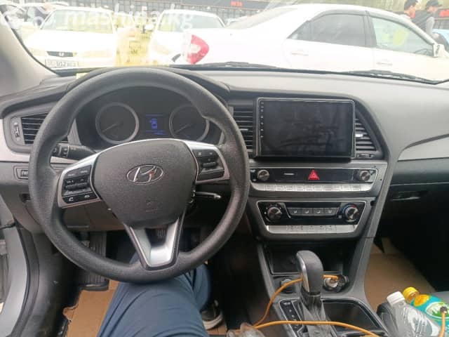 Hyundai Sonata VII (LF) Рестайлинг 2.0 AT