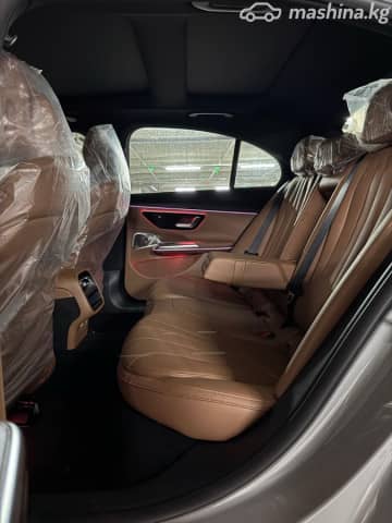 Mercedes-Benz E-Класс VI (W214, S214) 300 2.0 AT 4WD