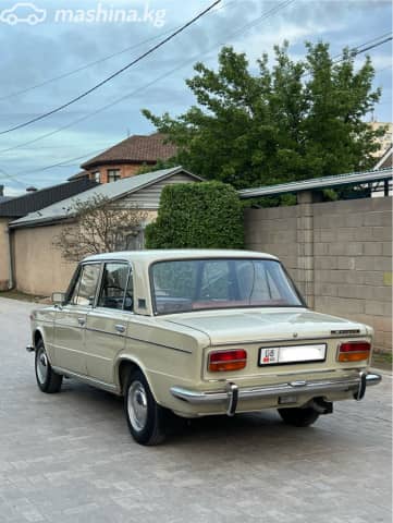 ВАЗ (Lada) 2103 2103 1.5 MT