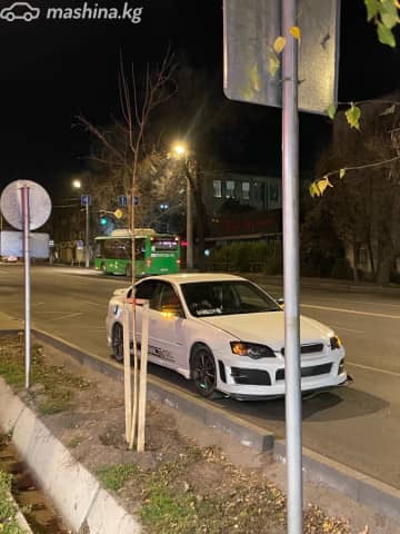 Subaru Legacy IV 2.0 MT 4WD
