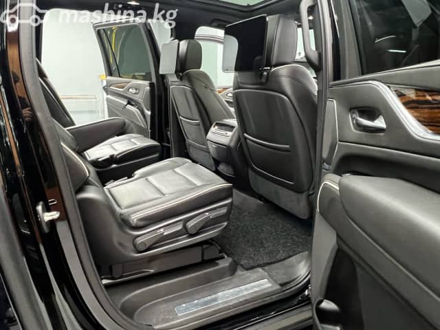 Cadillac Escalade V ESV 6.2 AT 4WD