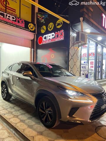 Lexus NX I Рестайлинг 300h 2.5hyb CVT