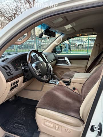 Toyota Land Cruiser 200 Series Рестайлинг 1 4.6 AT 4WD