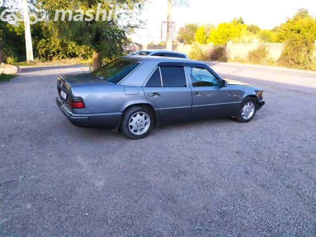 Mercedes-Benz W124 200 2.0 MT