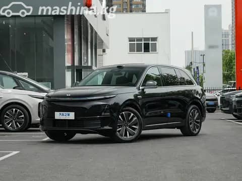 LiXiang L6 1.5hyb AT 4WD
