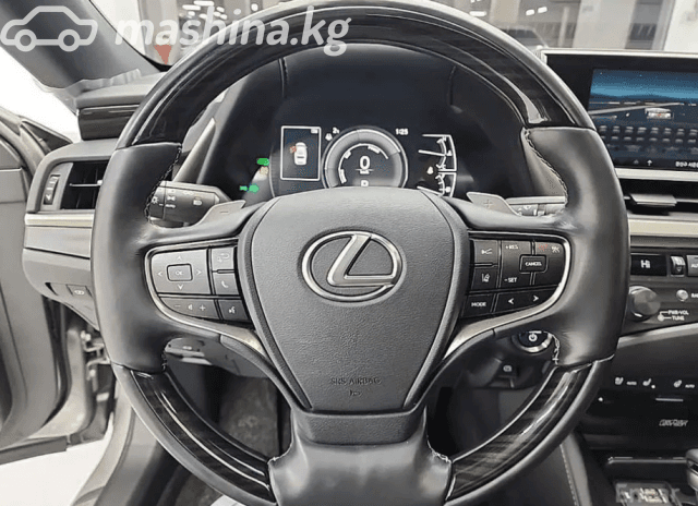 Lexus ES VII 300h 2.5hyb CVT