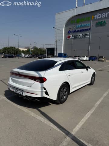Kia K5 III LPi 2.0 AT