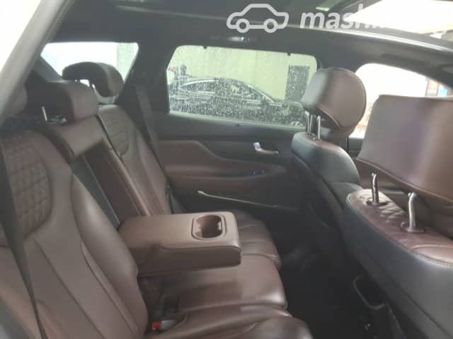 Hyundai Santa Fe IV 2.0 AT