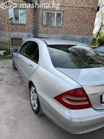 Mercedes-Benz C-Класс II (W203) 320 3.2 MT