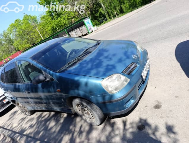 Nissan Almera Tino 1.8 MT