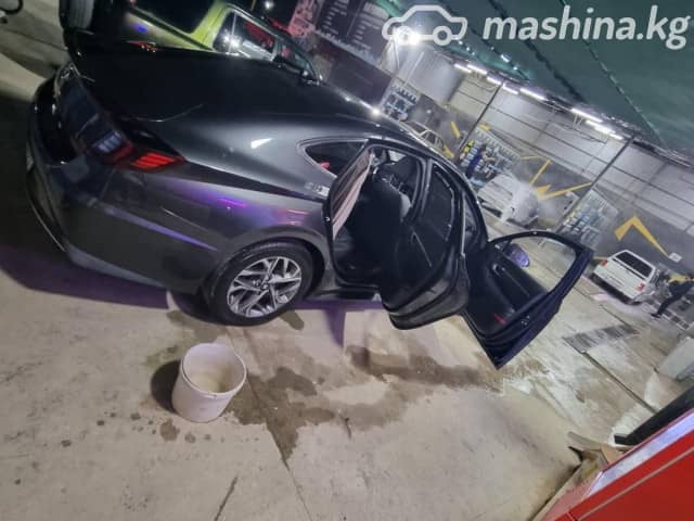 Hyundai Sonata VIII (DN8) 2.0 AT