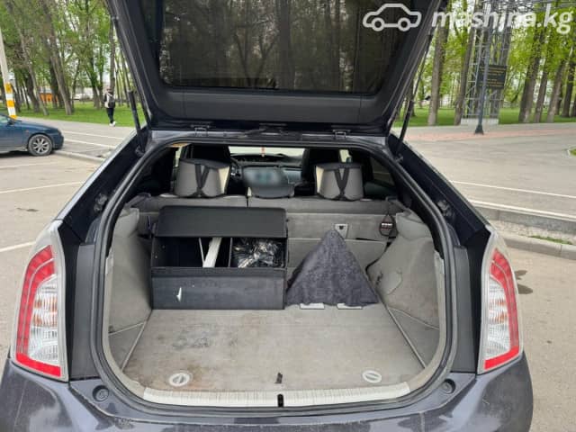 Toyota Prius III Рестайлинг (XW30) 1.8hyb AT