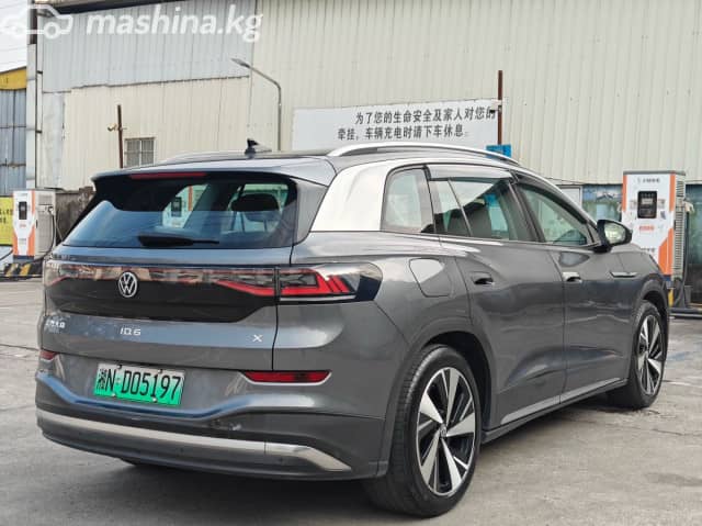 Volkswagen ID.6 Crozz Electro AT