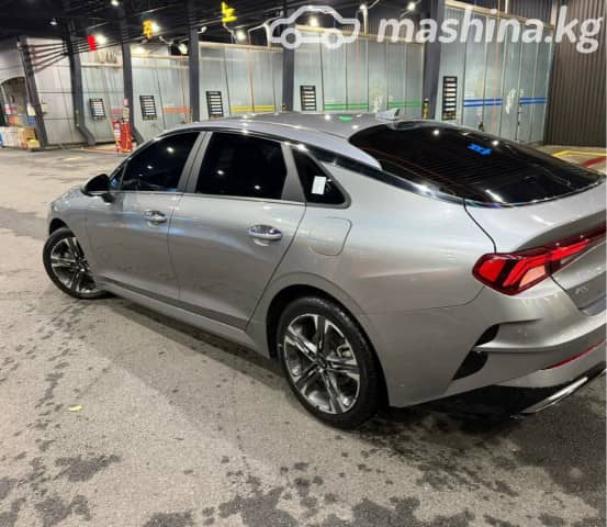 Kia K5 III 1.6 AT