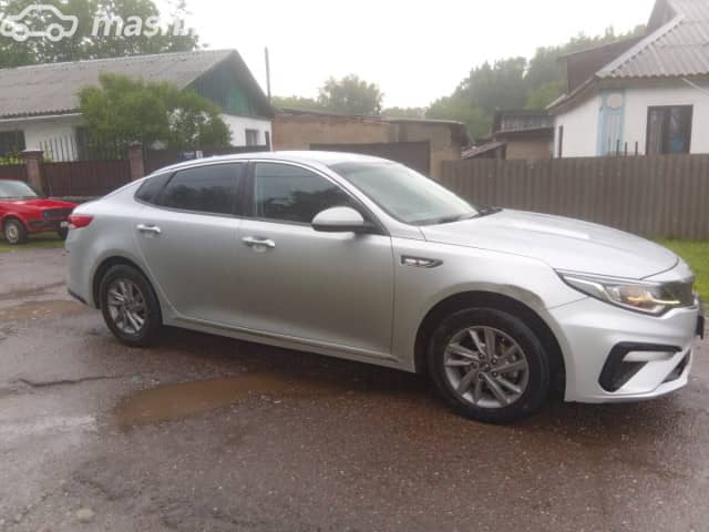 Kia K5 II 2.0 AT
