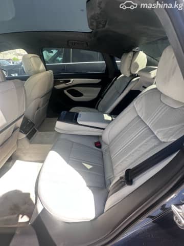 Audi A6 V (C8) Рестайлинг 50 TFSI e 2.0hyb AMT 4WD