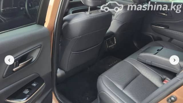 Toyota Crown XVI (S230) 2.5hyb CVT 4WD