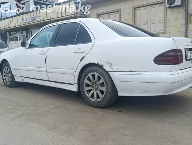 Mercedes-Benz E-Класс II (W210, S210) Рестайлинг 200 2.2d MT
