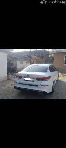 Kia K5 II 2.0 AT